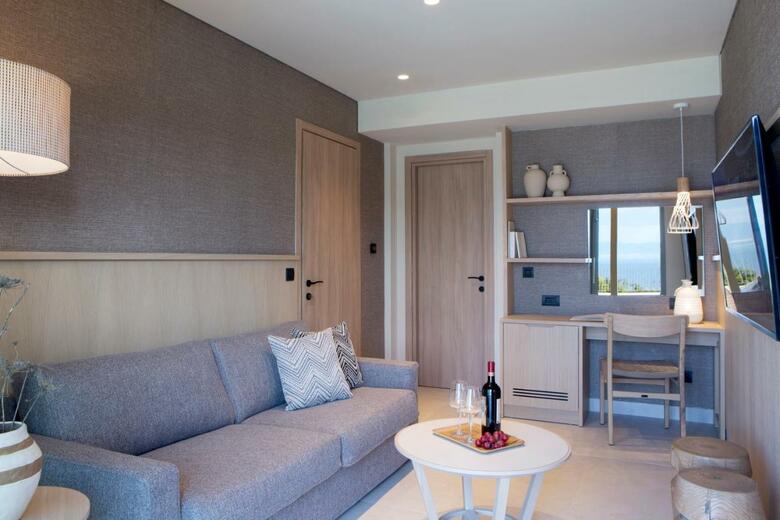 Cora Hotel & Spa
