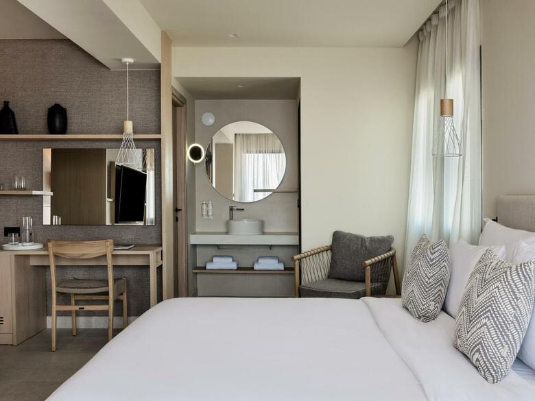 Cora Hotel & Spa