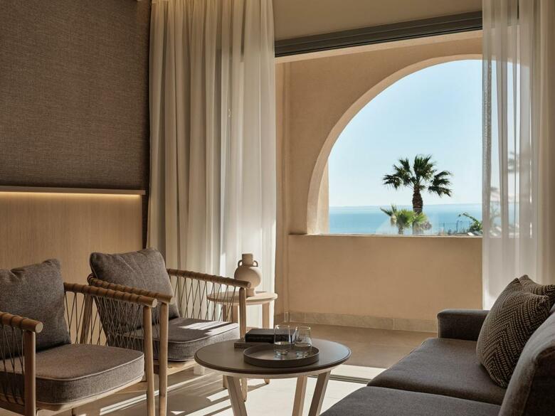 Cora Hotel & Spa