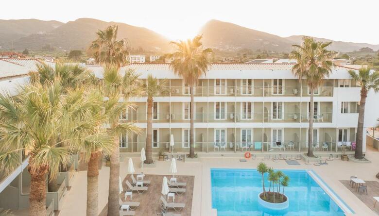 Hotel Cameo Beach Resort