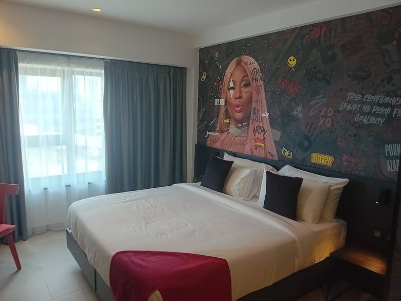 So City Hotel Adults Only