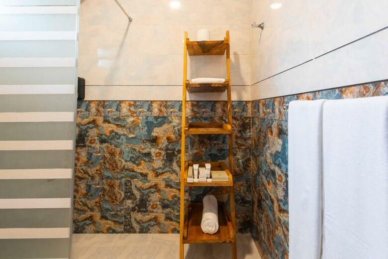 Canary Hotel & Spa
