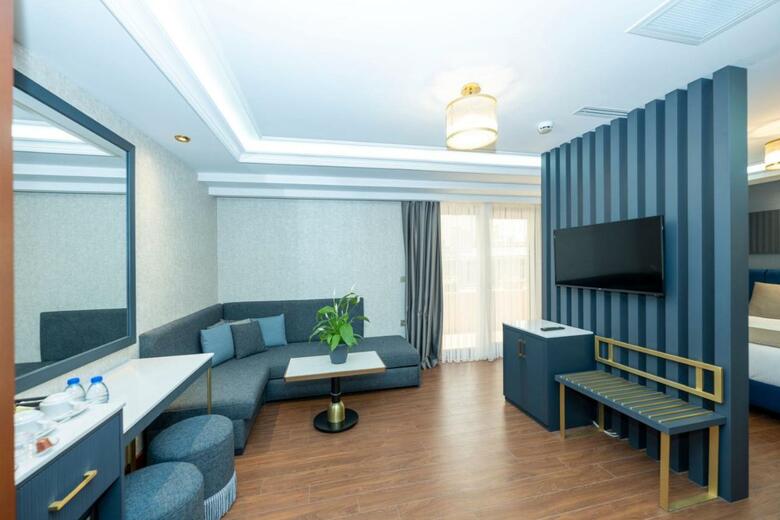 Freya Hotel
