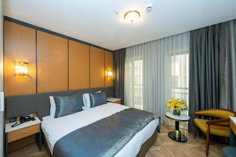 Freya Hotel