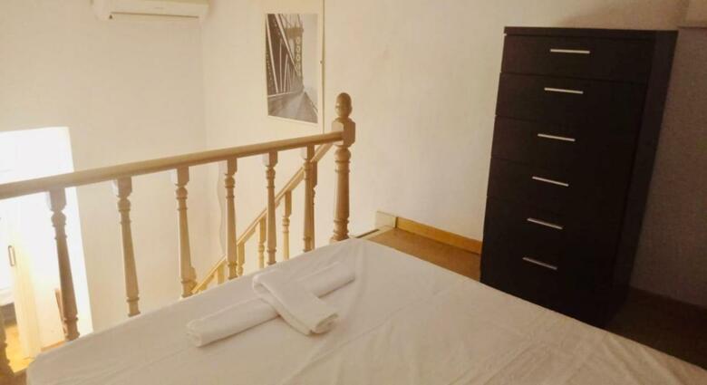 Punta Me Apartments In Madrid Downtown