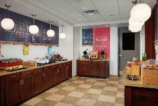 Hotel Hampton Inn And Suites Salem