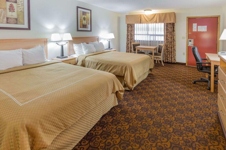 Motel Days Inn Black Bear