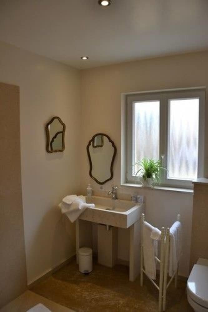 Bed & Breakfast La Ferme Du Bois Paris