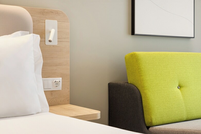 Holiday Inn Express �vora, An Ihg Hotel