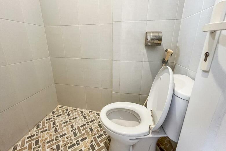Urbanview Poma Hotel