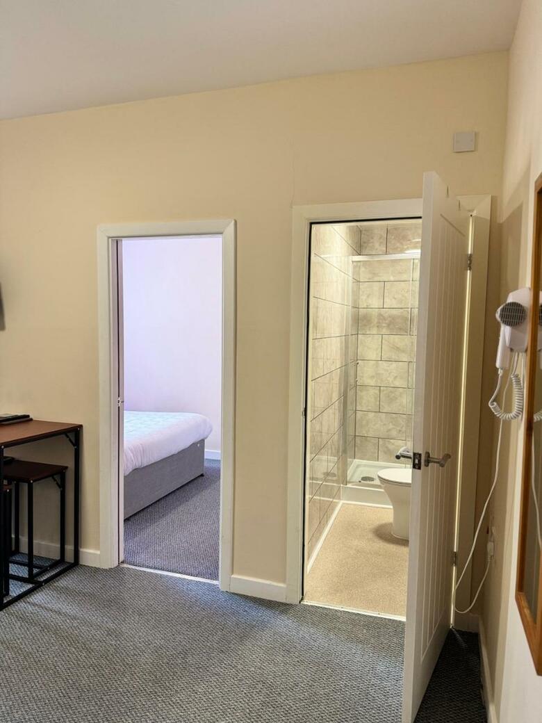Charlton Aparthotel