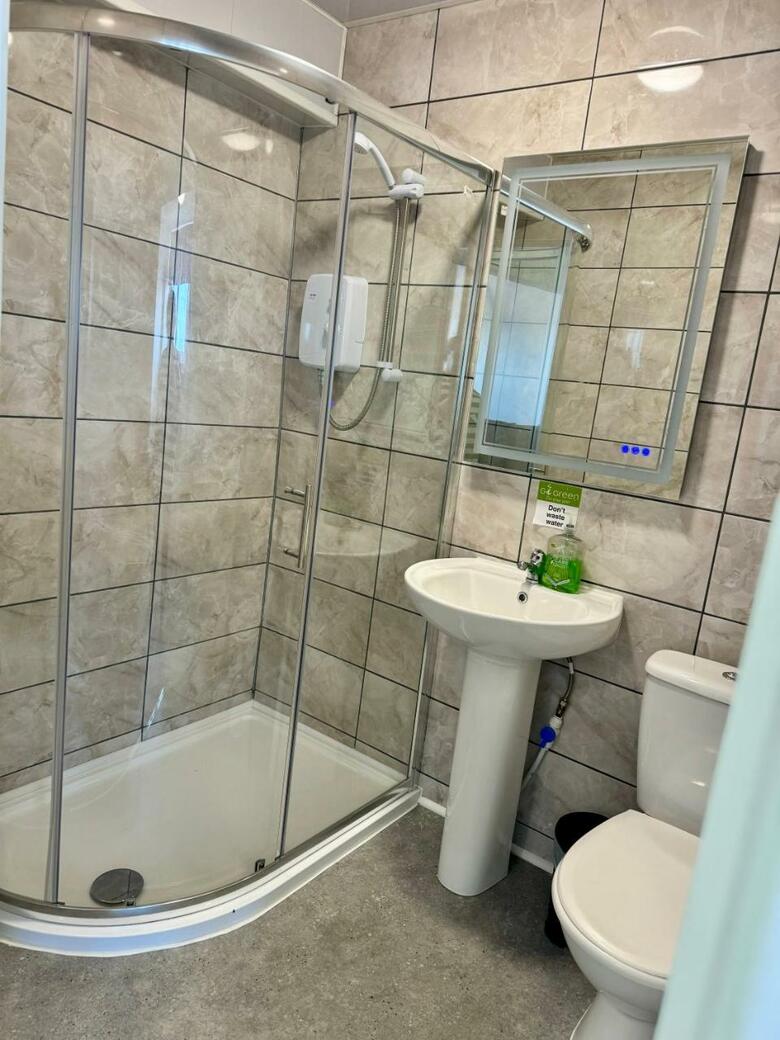 Charlton Aparthotel