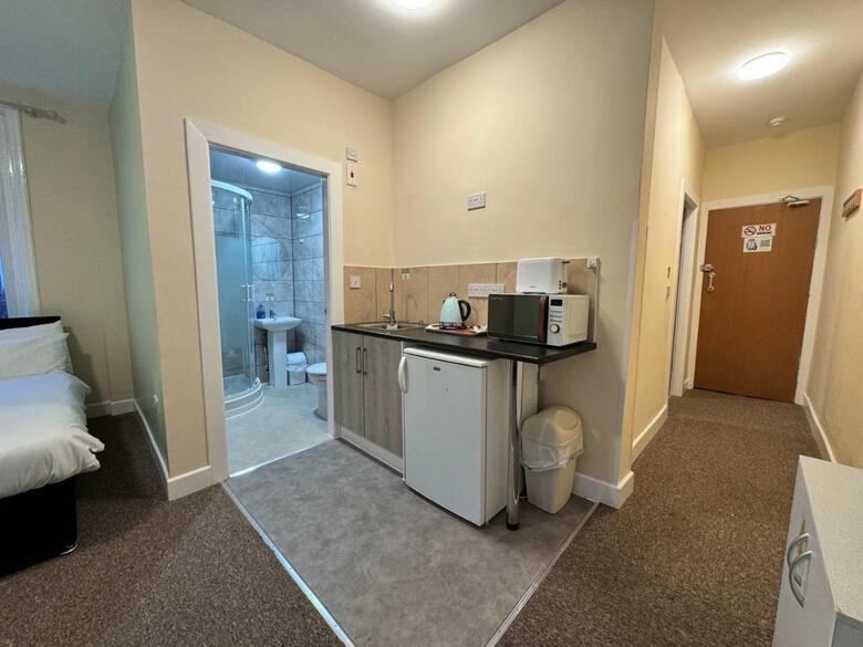 Charlton Aparthotel