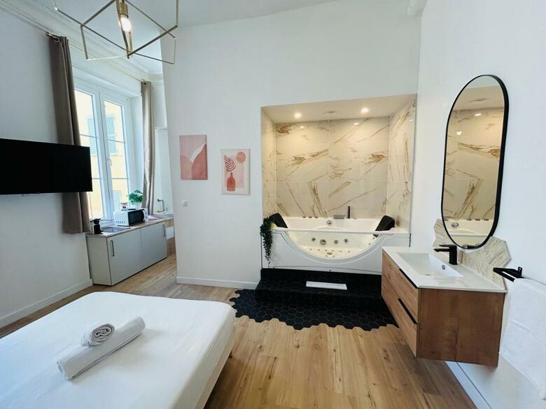 Apartamento Hotel Les Orangers