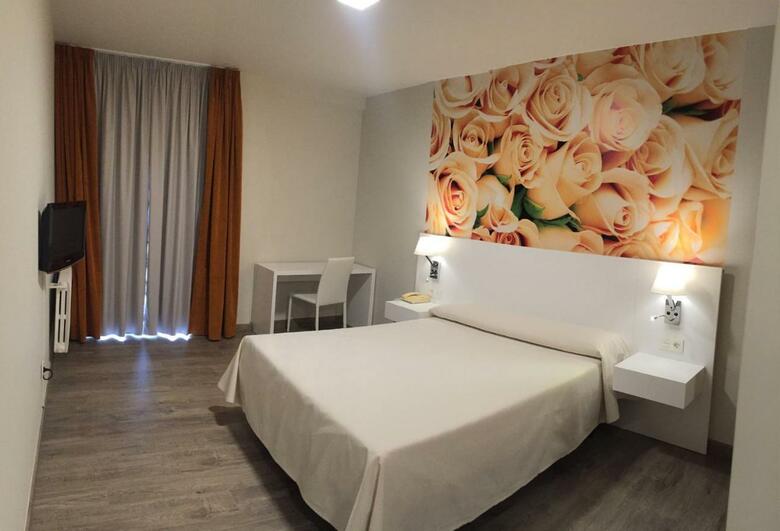 Hotel Santom�