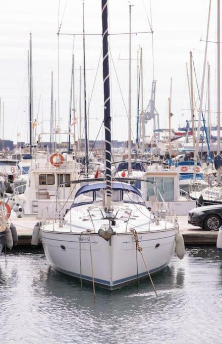 Hotel Flotante Mrringo