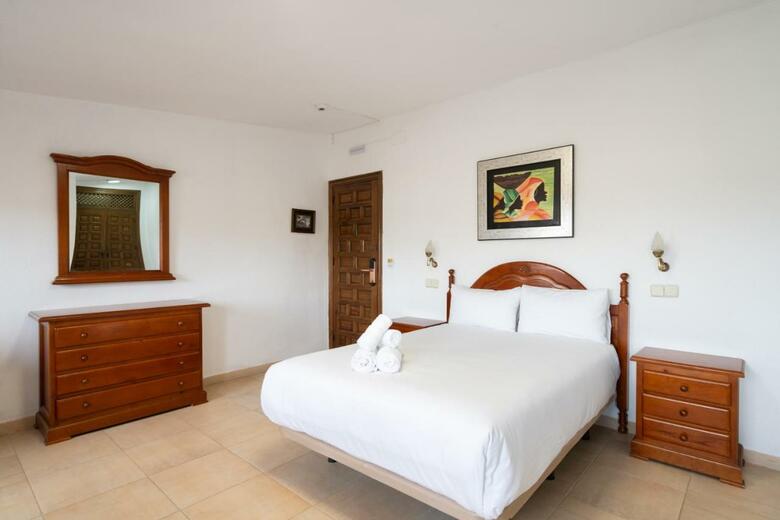 Hotel La Quinta De Santill�n