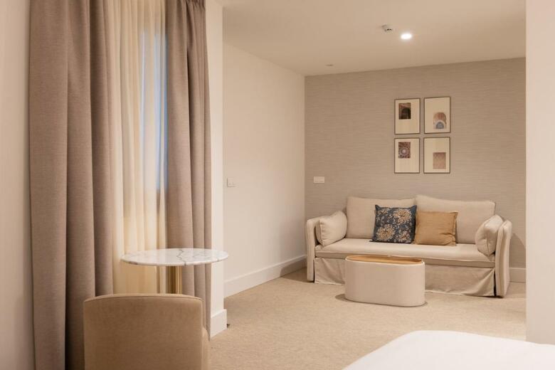 Hotel Cetina Casa De Aguilar