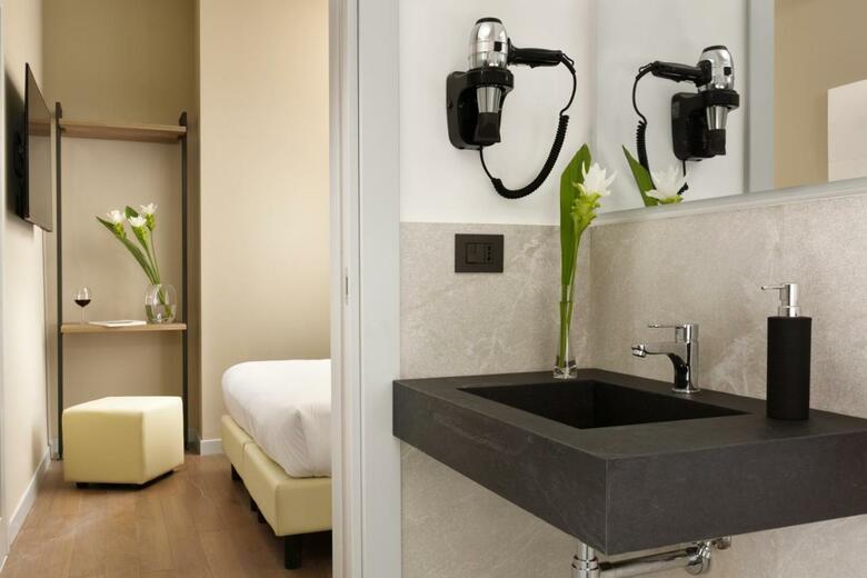 Essence Hotel