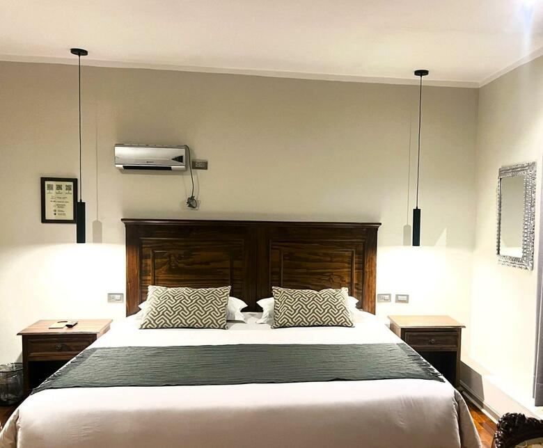 Hotel Montes Central
