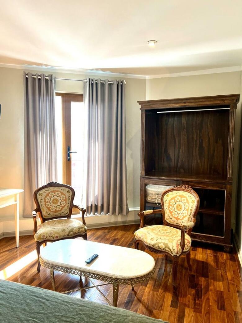 Hotel Montes Central