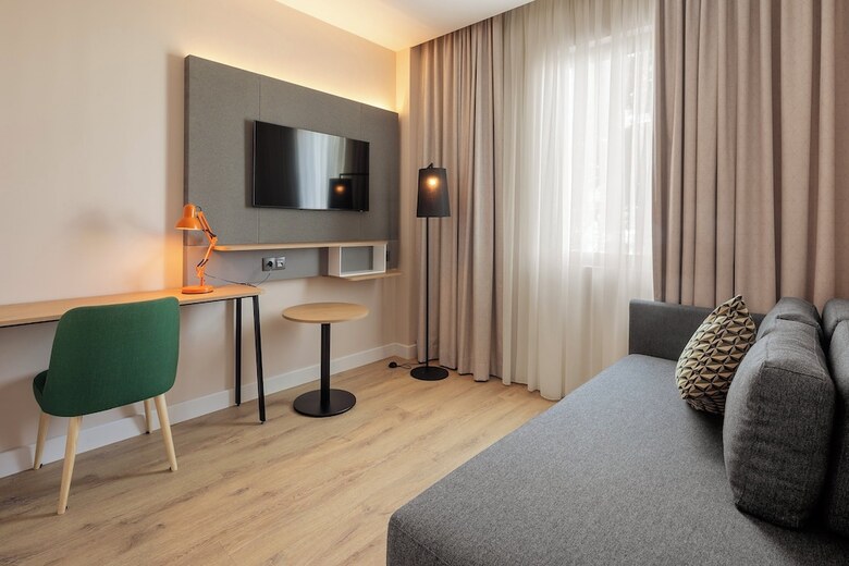 Holiday Inn Braga, An Ihg Hotel