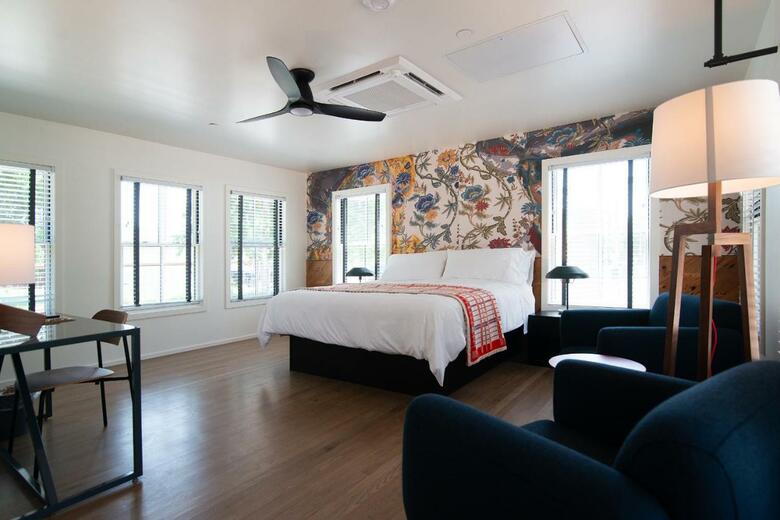Talbot Commons Hotel