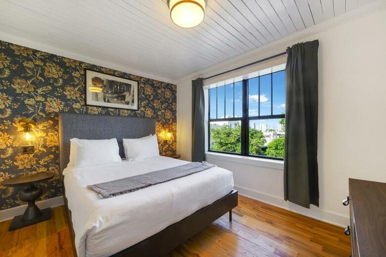 Tower Hotel Little Havana