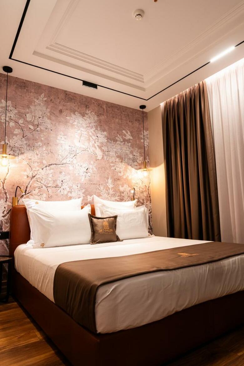 Art Gallery Boutique Hotel