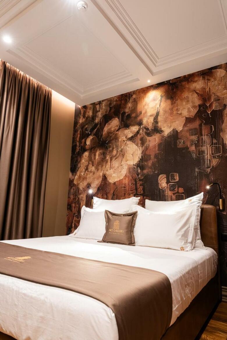 Art Gallery Boutique Hotel