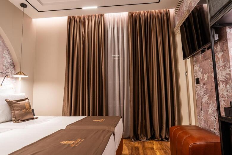 Art Gallery Boutique Hotel