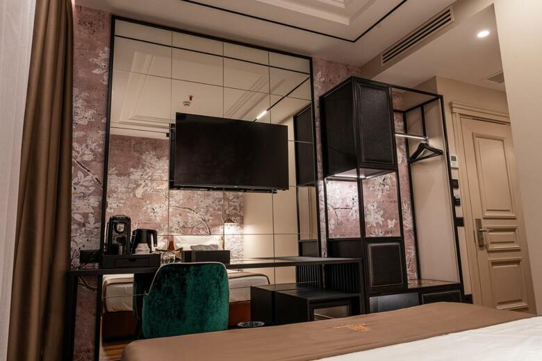 Art Gallery Boutique Hotel
