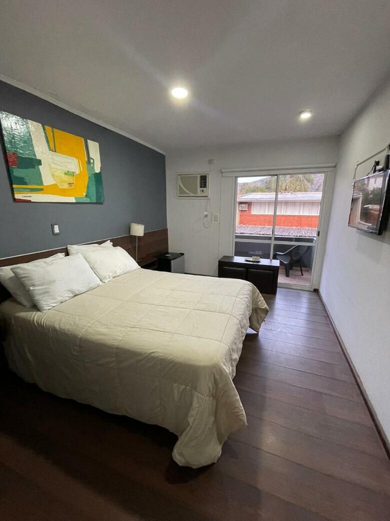 Costalago Suites Hotel