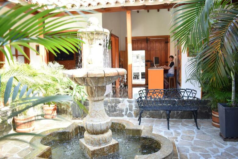 Hotel Isabella Santa Marta
