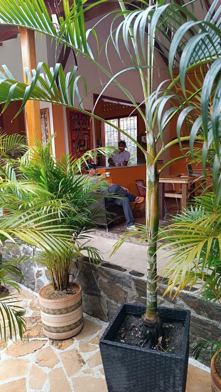 Hotel Isabella Santa Marta