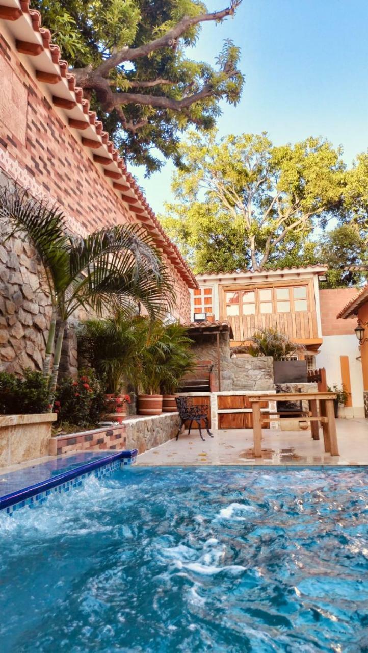 Hotel Isabella Santa Marta