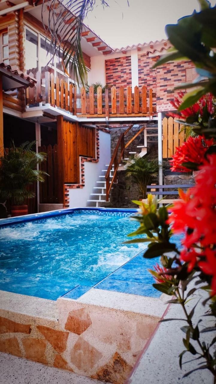 Hotel Isabella Santa Marta