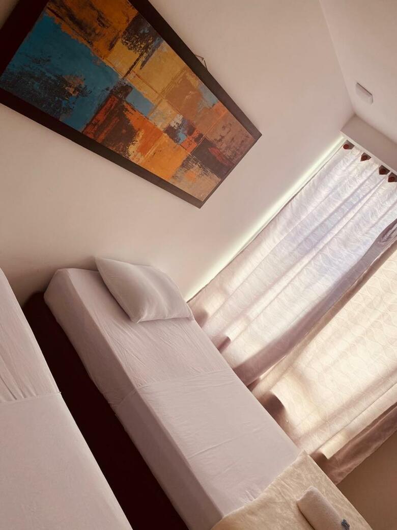 Hotel Armenia Lions