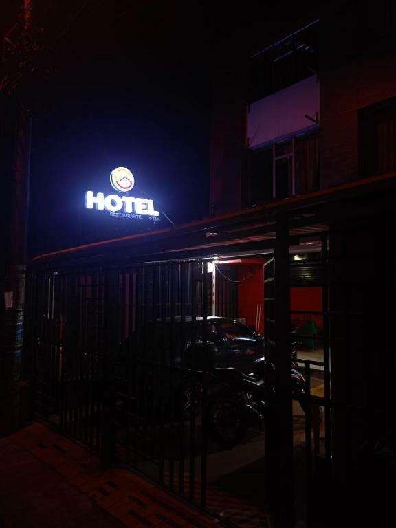 Hotel Flores La Frontera