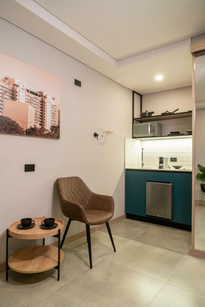 Hotel Living 35 Suites
