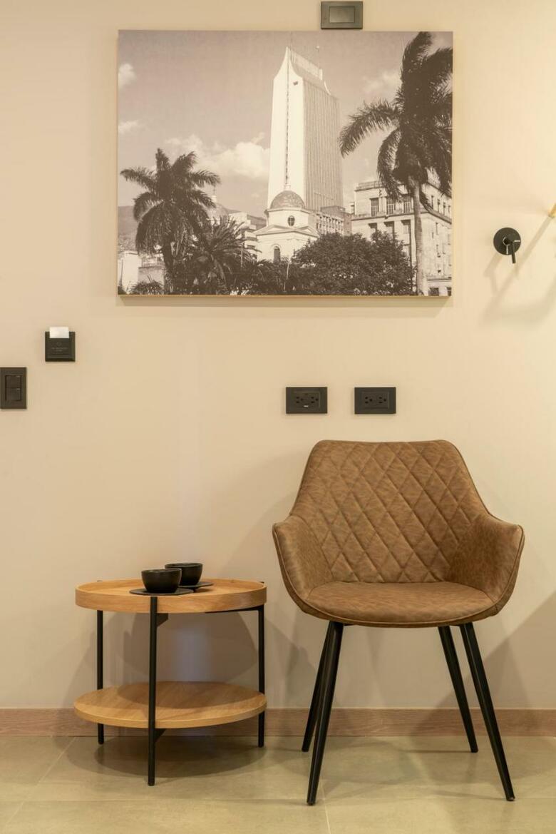 Hotel Living 35 Suites