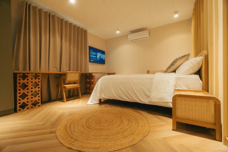 Hotel Roomzz Laureles