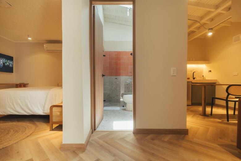 Hotel Roomzz Laureles