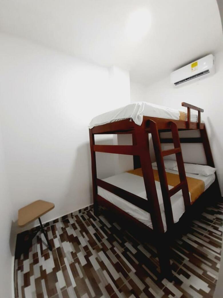 Ohana Aparta Hotel