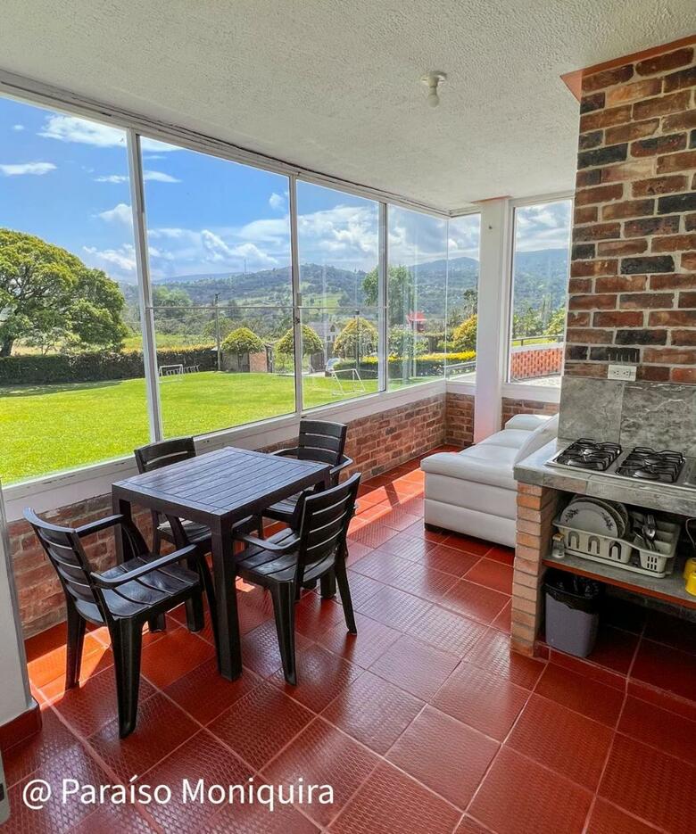 Apartahotel Para�so Moniquir�
