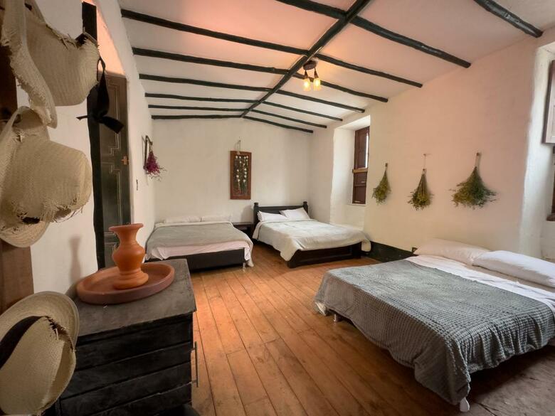 Hotel Las Tres Viejas