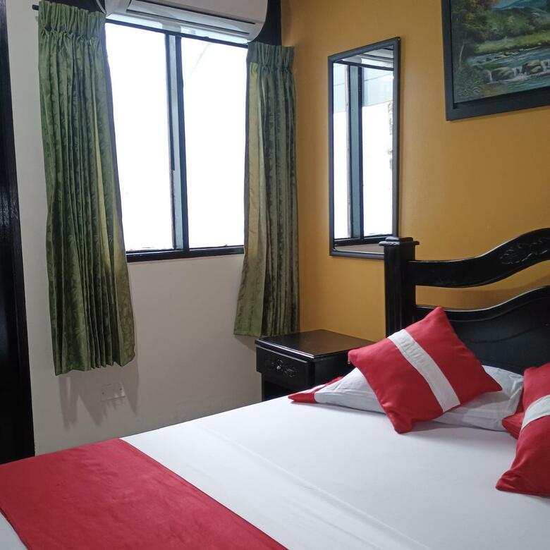 Hotel Villa Giron Inn
