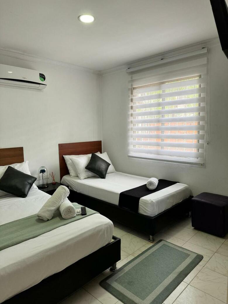Sgh Hotel Madeleine Inn
