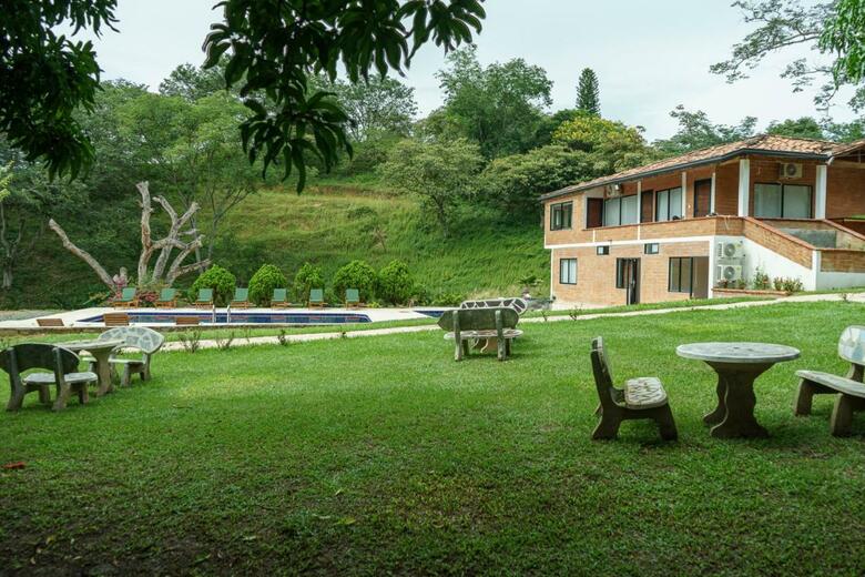 Tres Lagos Finca Hotel