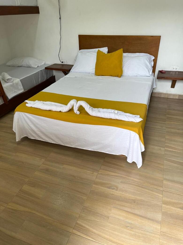 Hotel Campestre Super Piscina Villeta